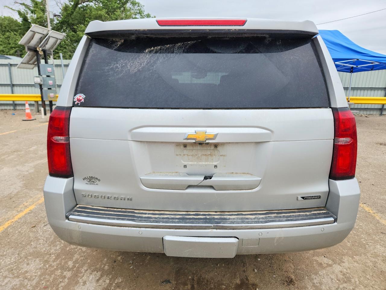 2018 Chevrolet Suburban K1500 Premier - Image 6