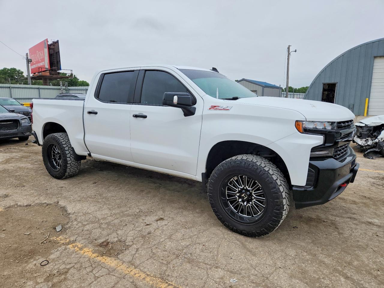 2019 Chevrolet Silverado K1500 Lt Trail Boss - Image 4