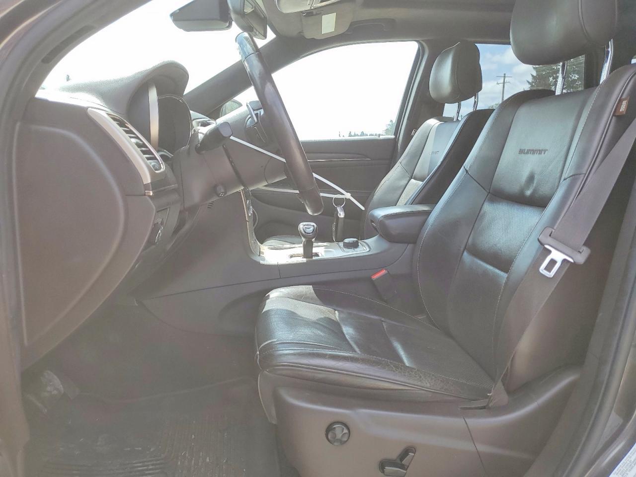 2014 Jeep Grand Cherokee Summit - Image 7