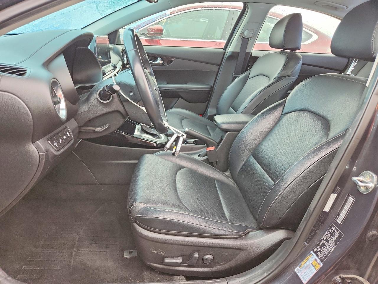 2021 Kia Forte Ex - Image 7