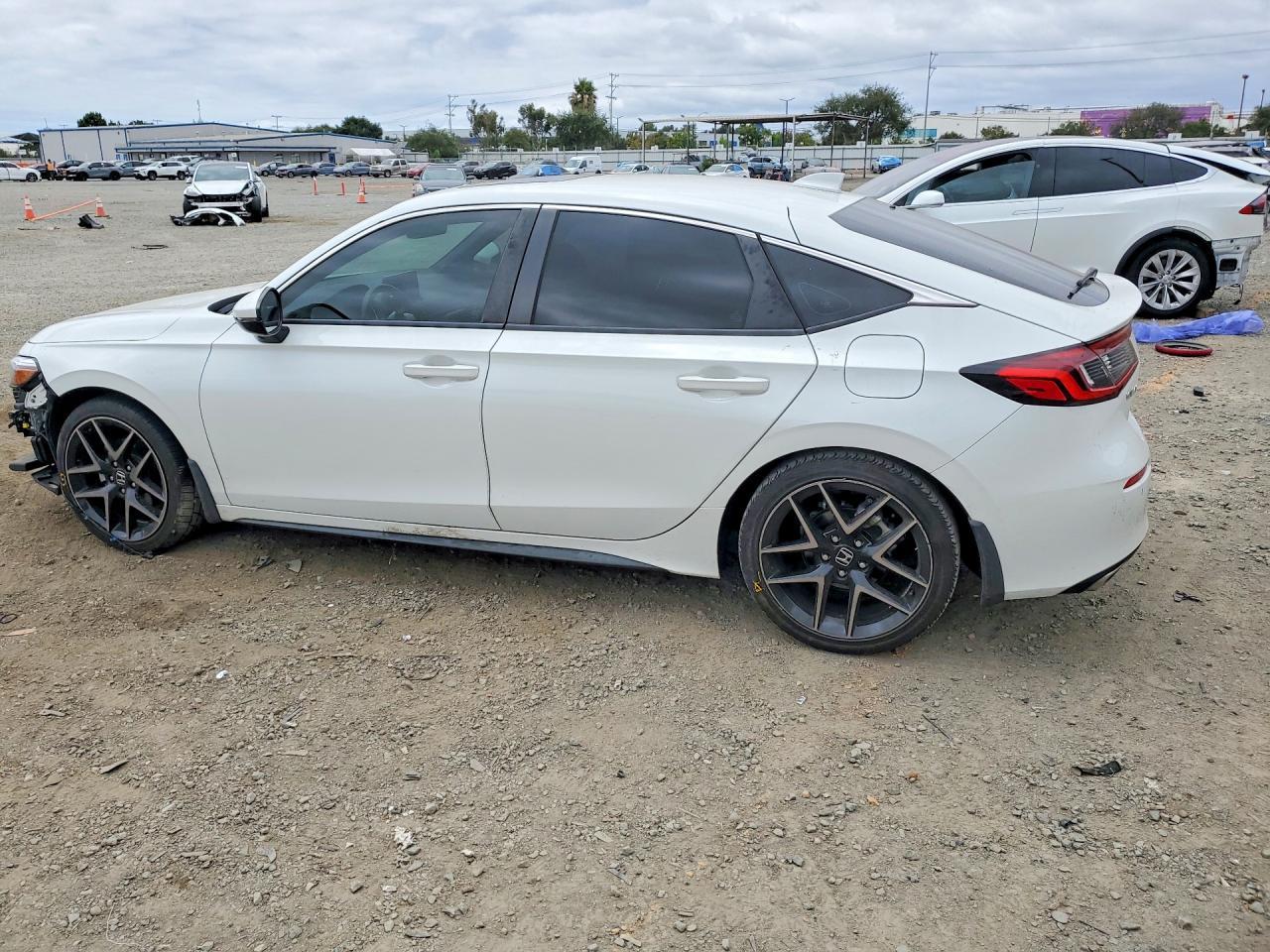2022 Honda Civic Sport Touring - Фото 2