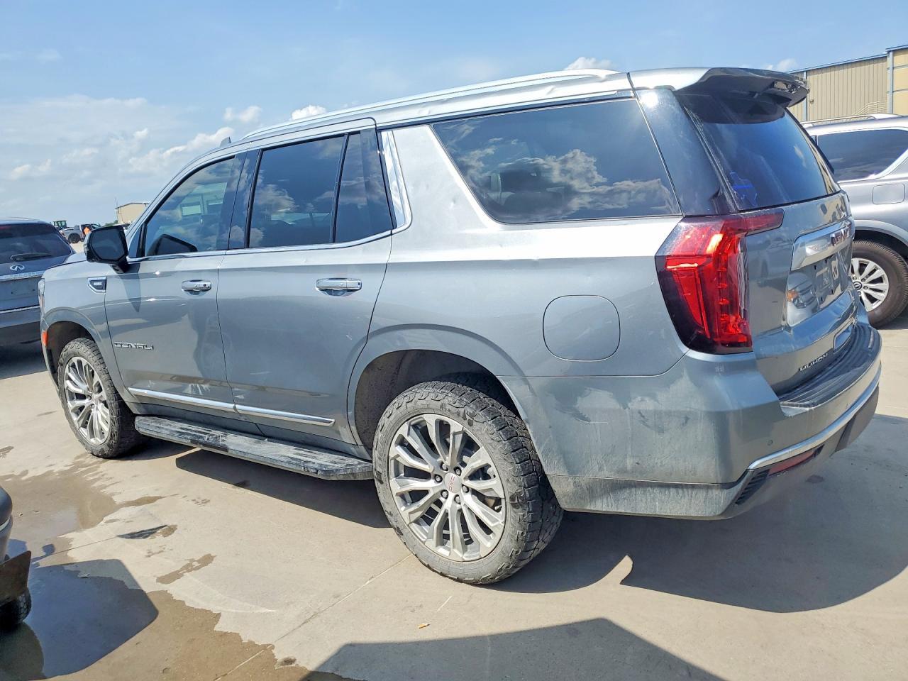 2024 GMC Yukon Denali - Фото 2