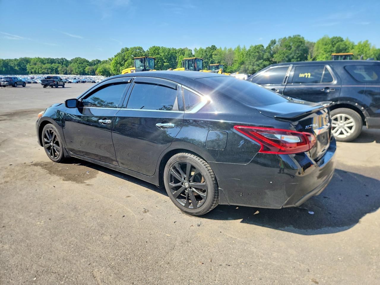 2017 Nissan Altima 2.5 Sr - Image 2