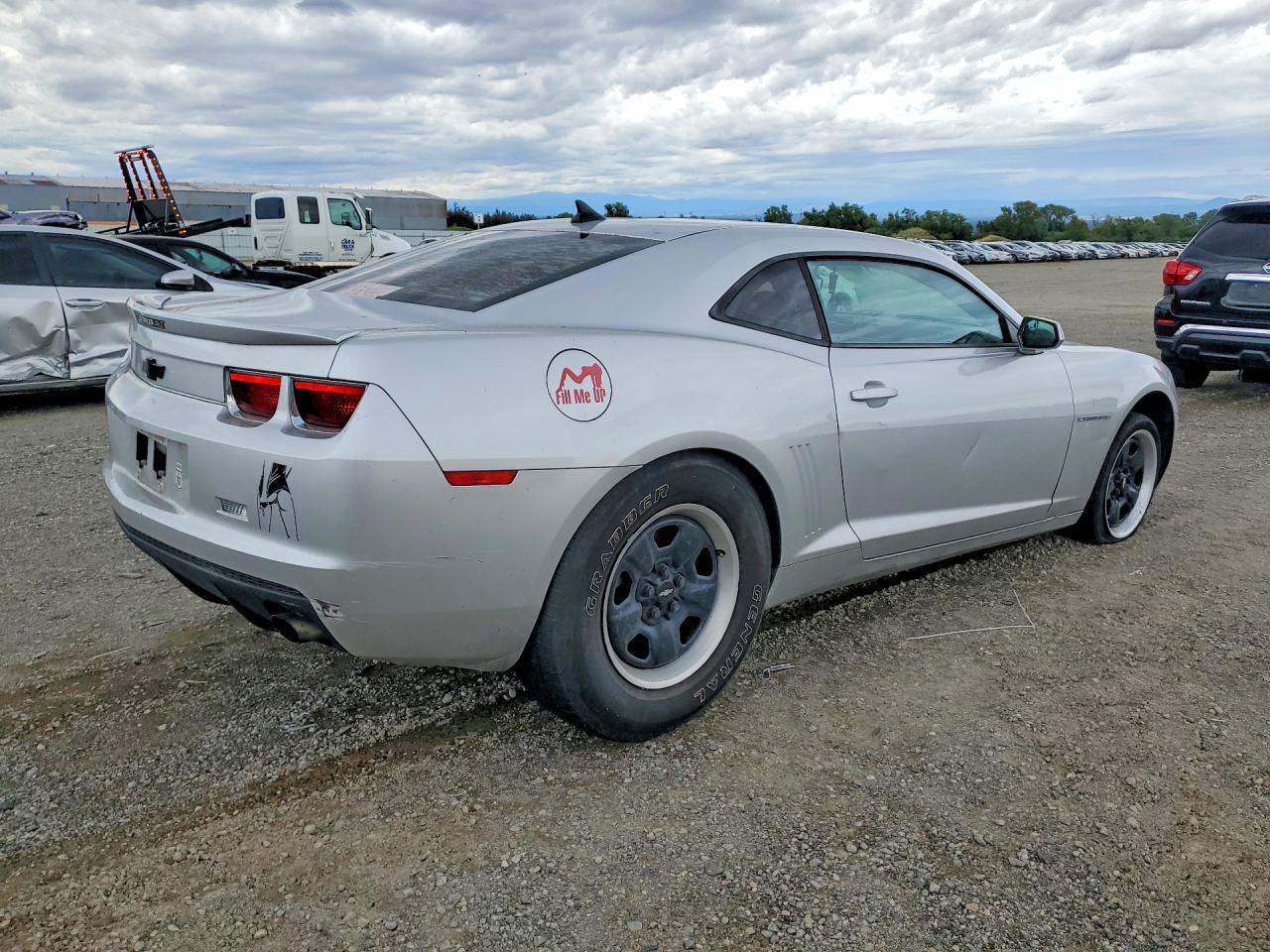 2013 Chevrolet Camaro Ls - Image 3