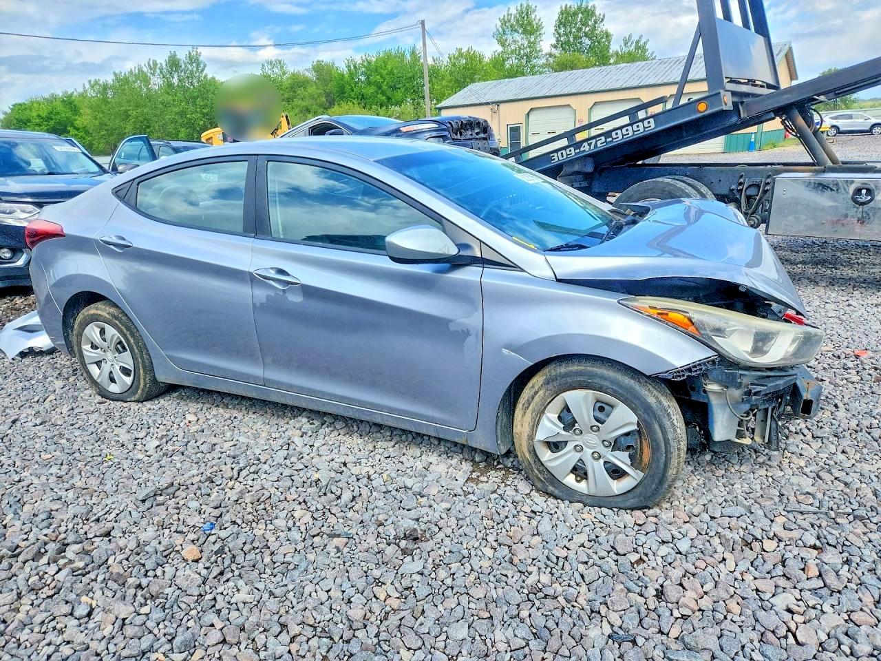 2016 Hyundai Elantra Se - Фото 4