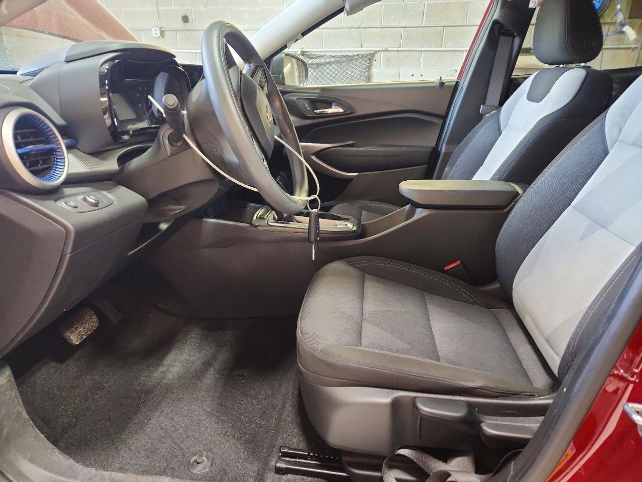 2024 Chevrolet Trax Ls - Фото 7