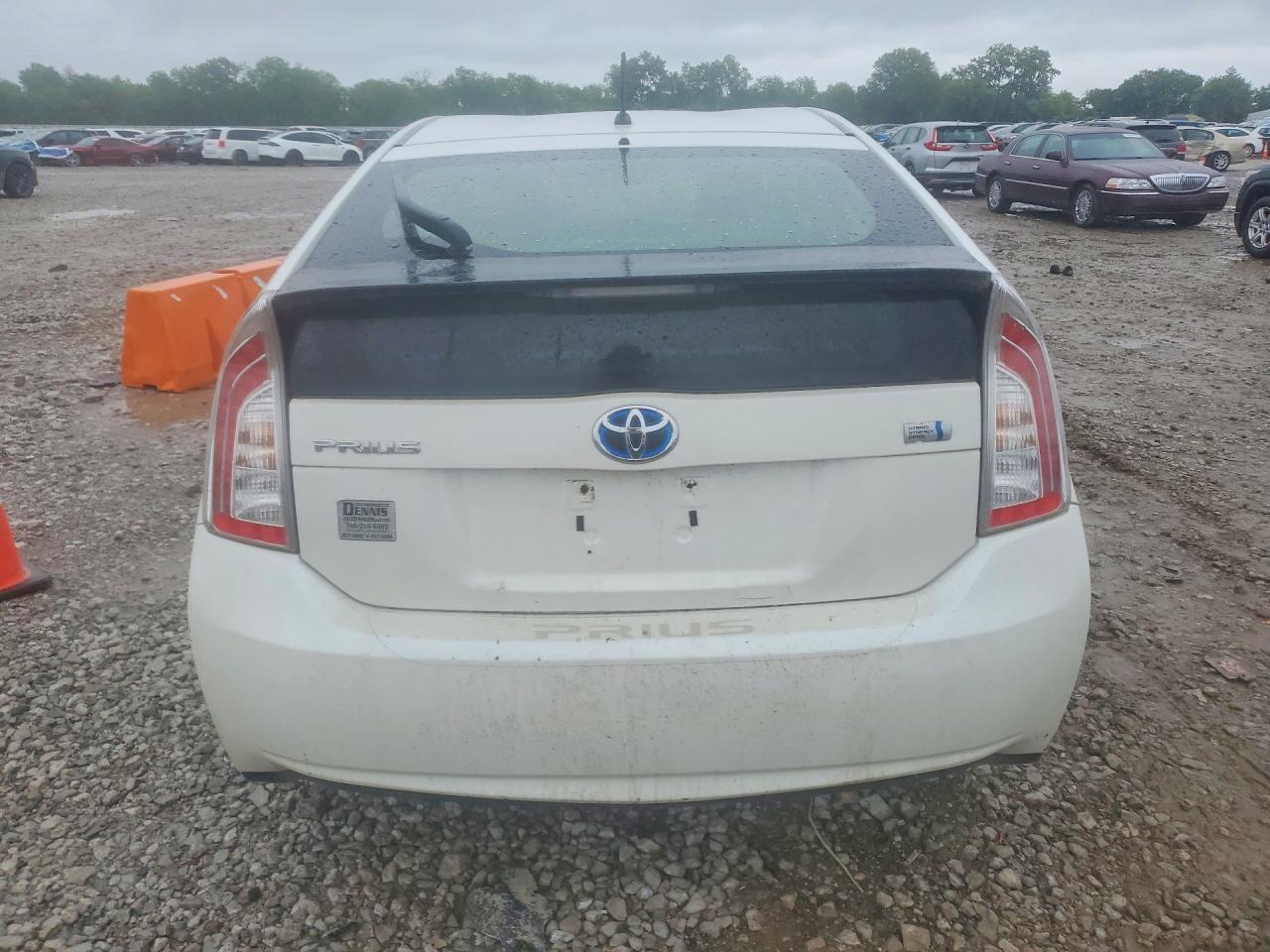 2012 Toyota Prius Two - Фото 6