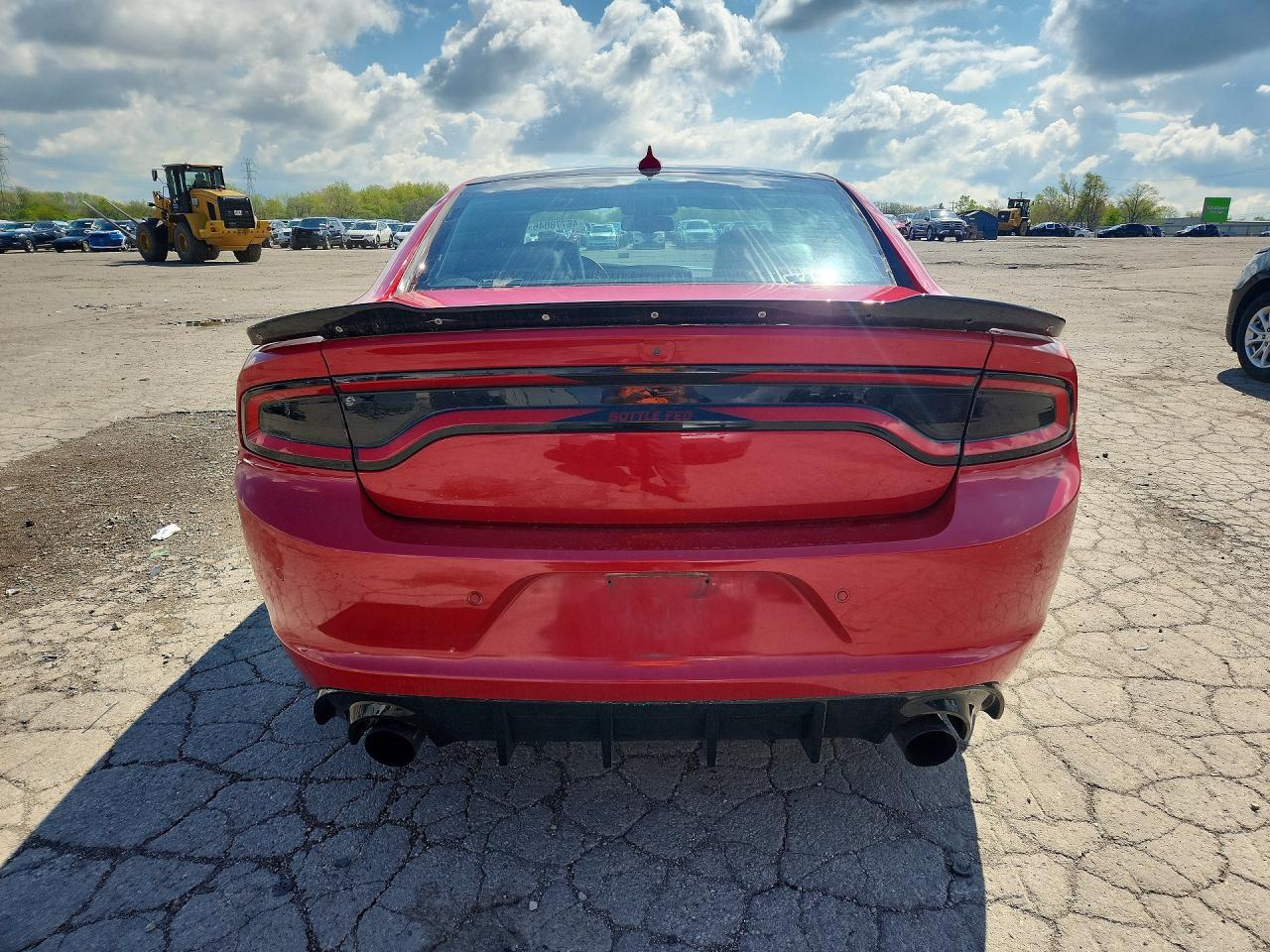 2015 Dodge Charger R - Image 6