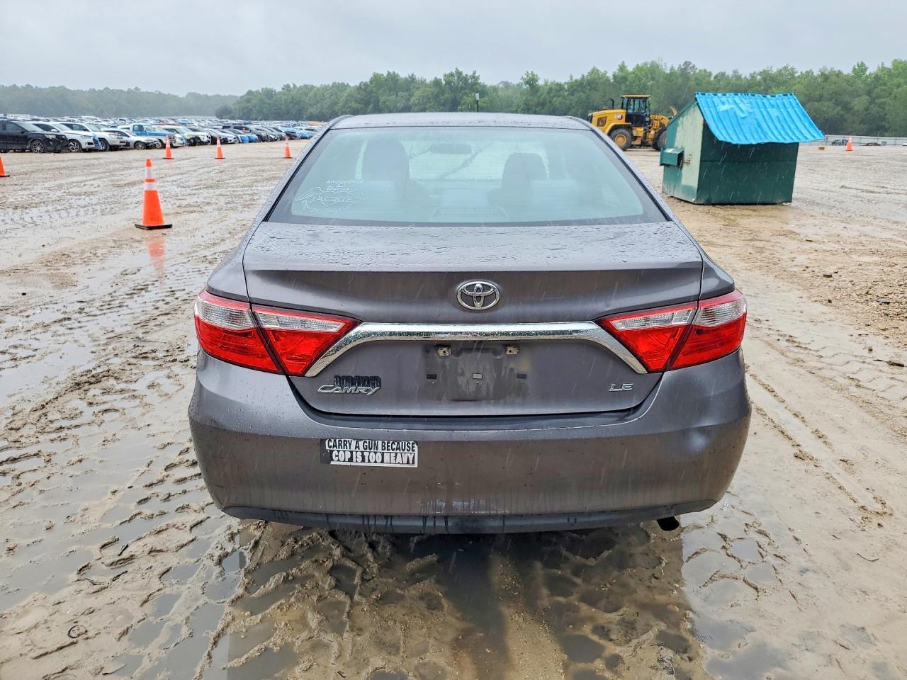 2017 Toyota Camry Le - Фото 6