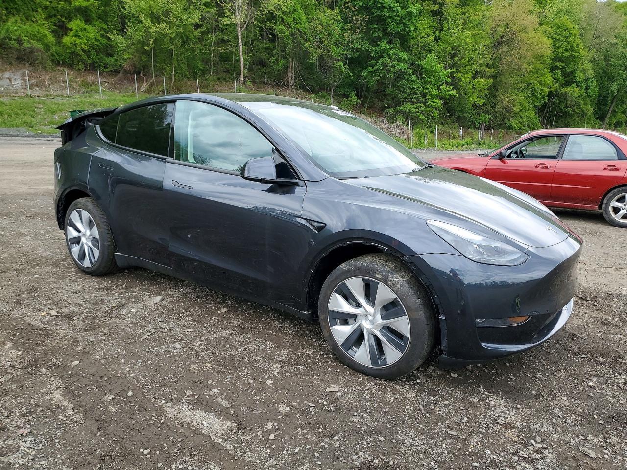 2024 Tesla Model Y - Фото 4