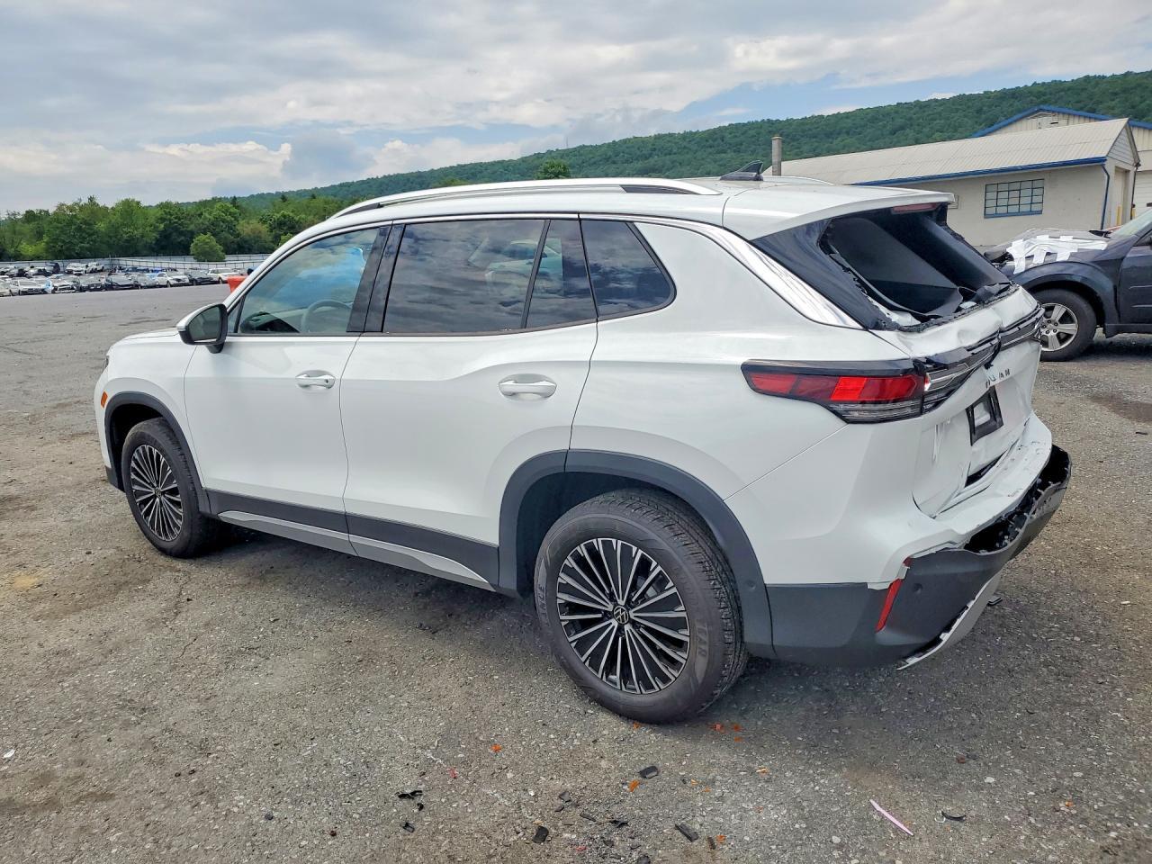 2026 Volkswagen Tiguan S - Image 2