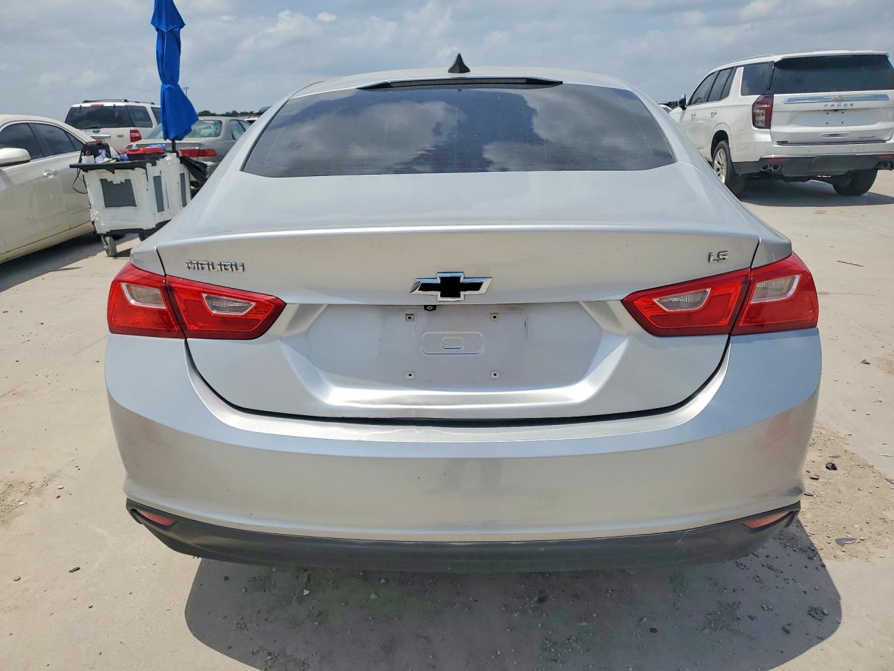 2016 Chevrolet Malibu Ls - Image 6