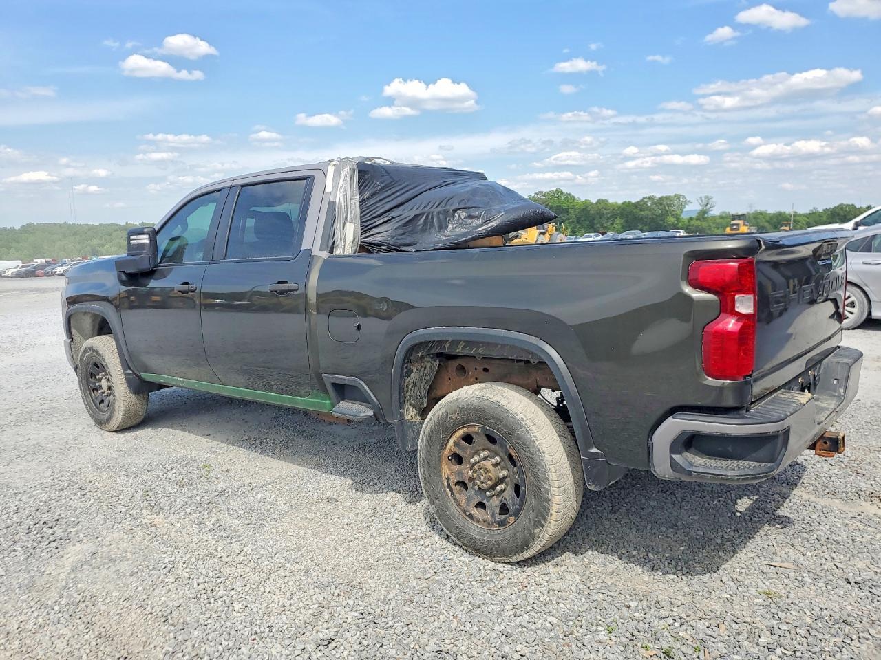 2022 Chevrolet Silverado K2500 Custom - Фото 2