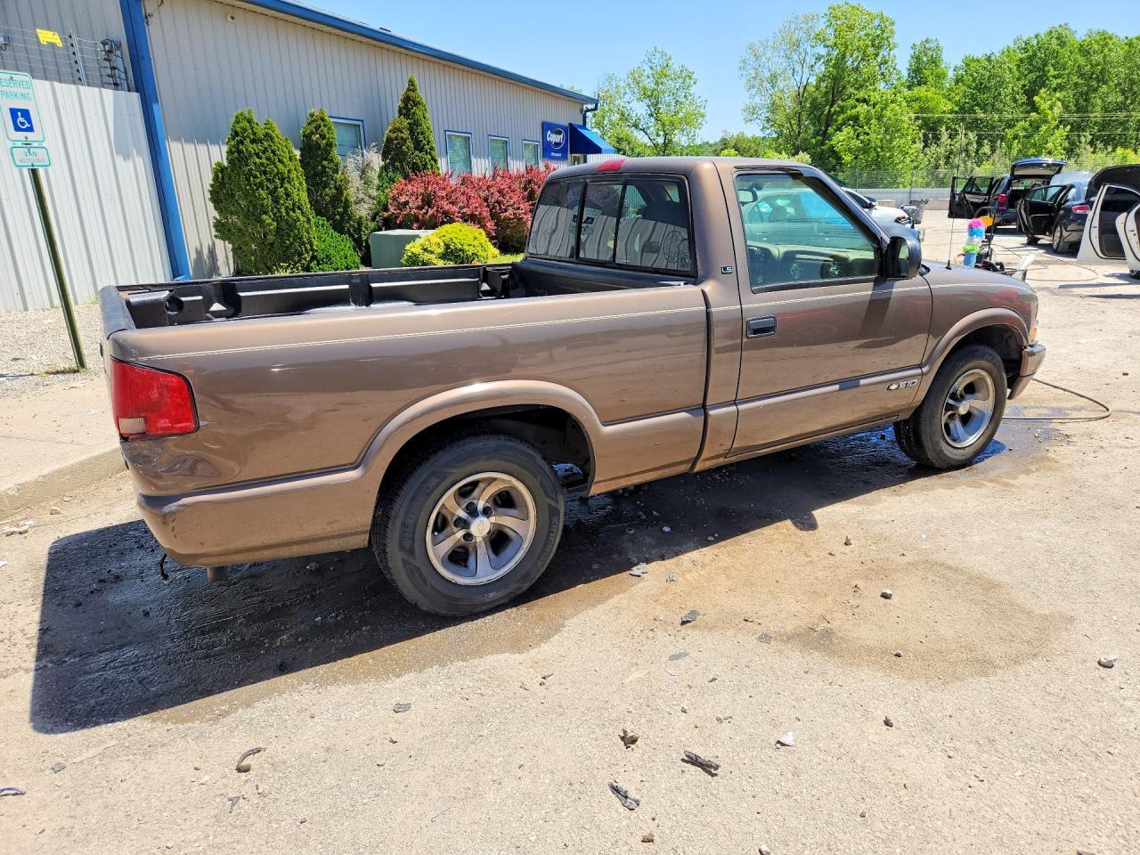 1999 Chevrolet S Truck S10 - Фото 3