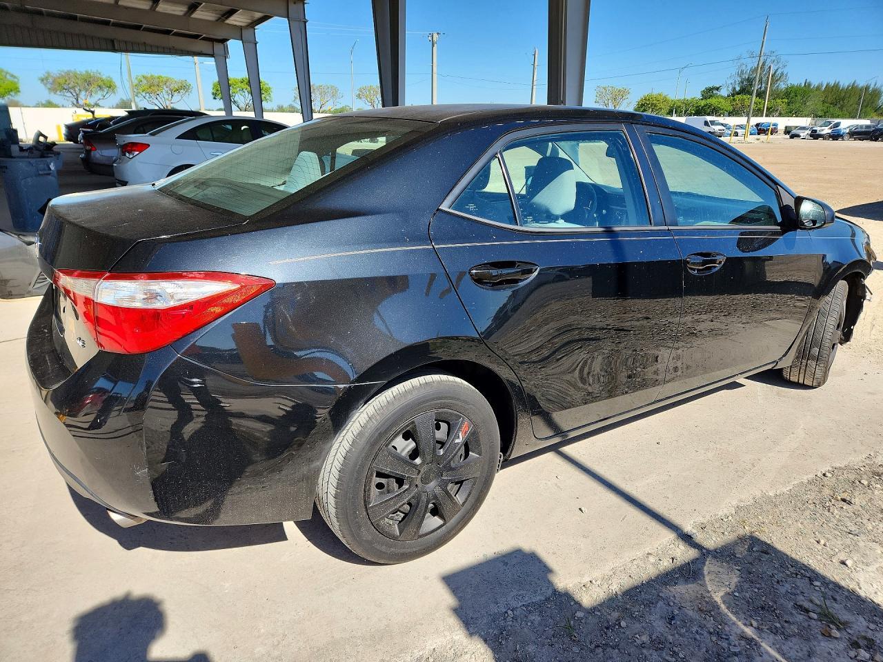 2016 Toyota Corolla Le - Image 3