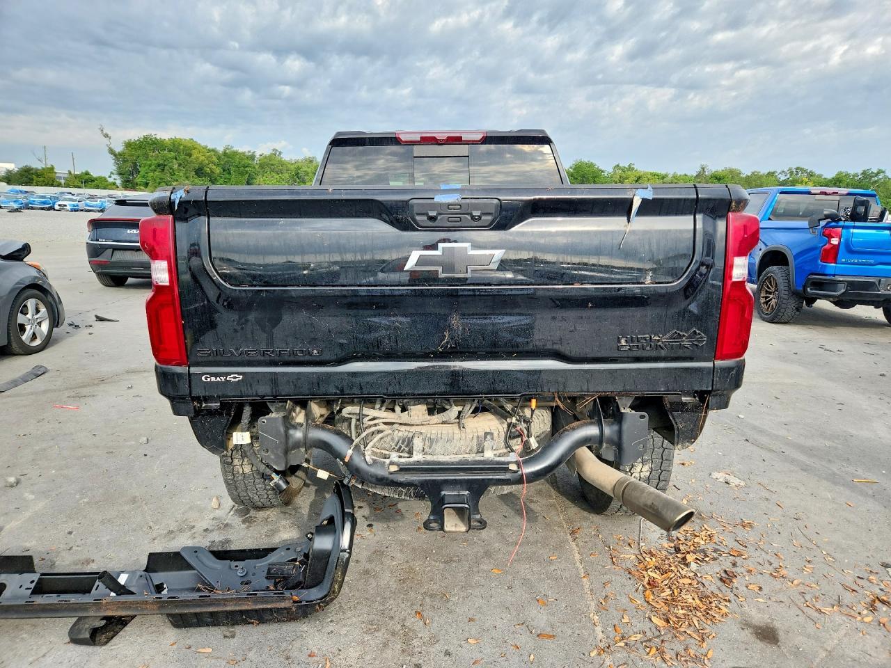 2024 Chevrolet Silverado K3500 High Country - Image 6