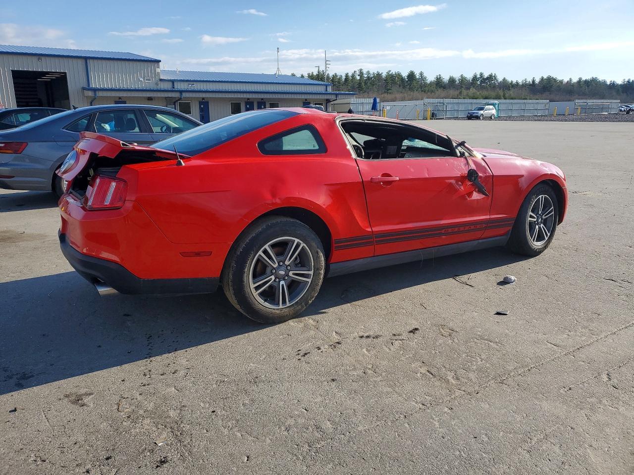 2011 Ford Mustang - Фото 3