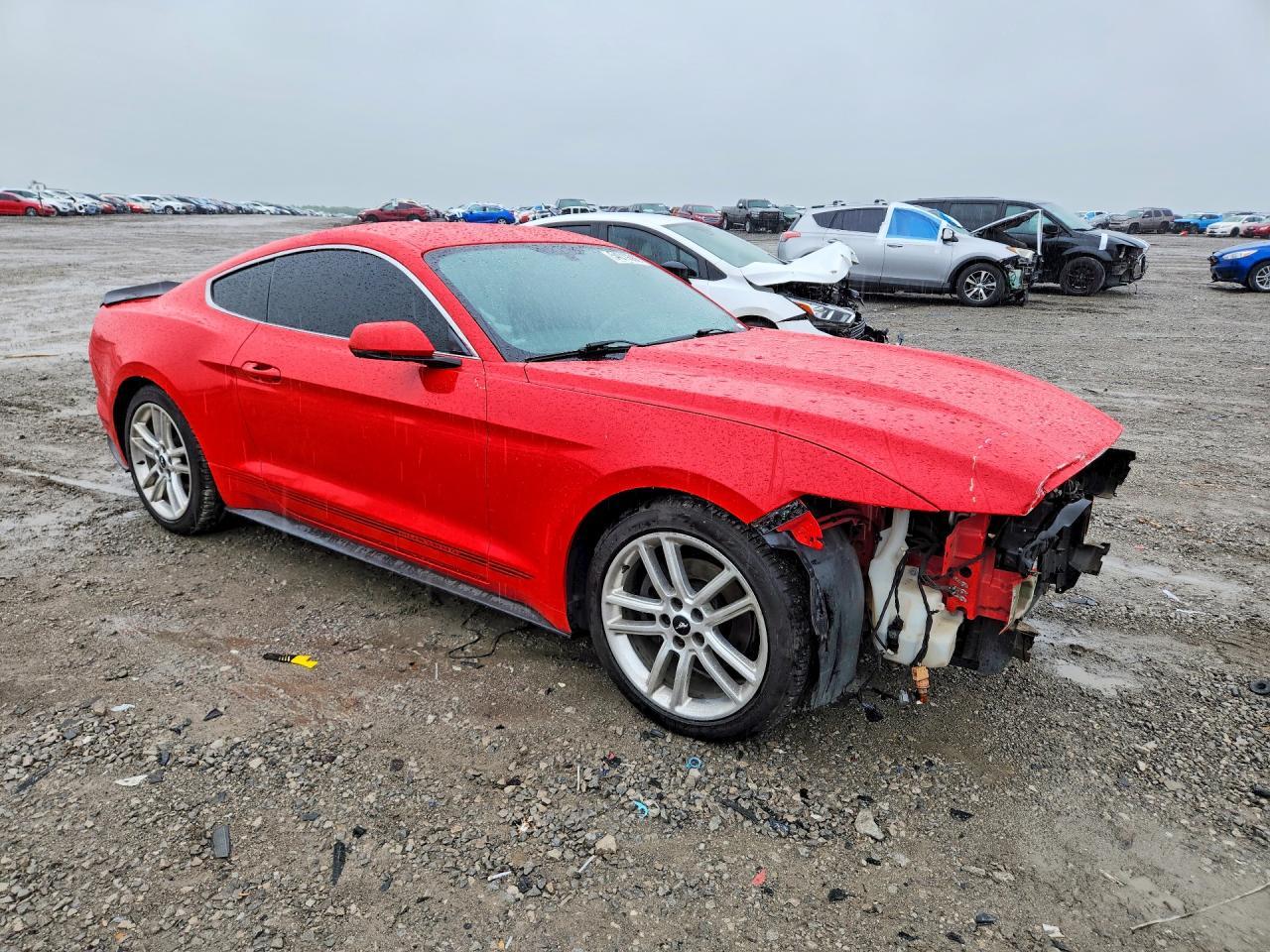 2017 Ford Mustang - Фото 4