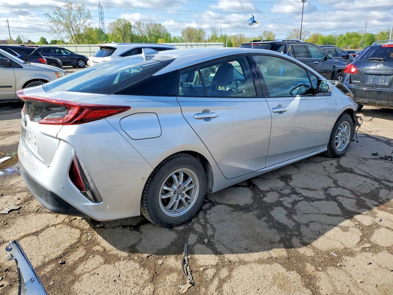 2018 Toyota Prius Prime Advanced - Фото 3