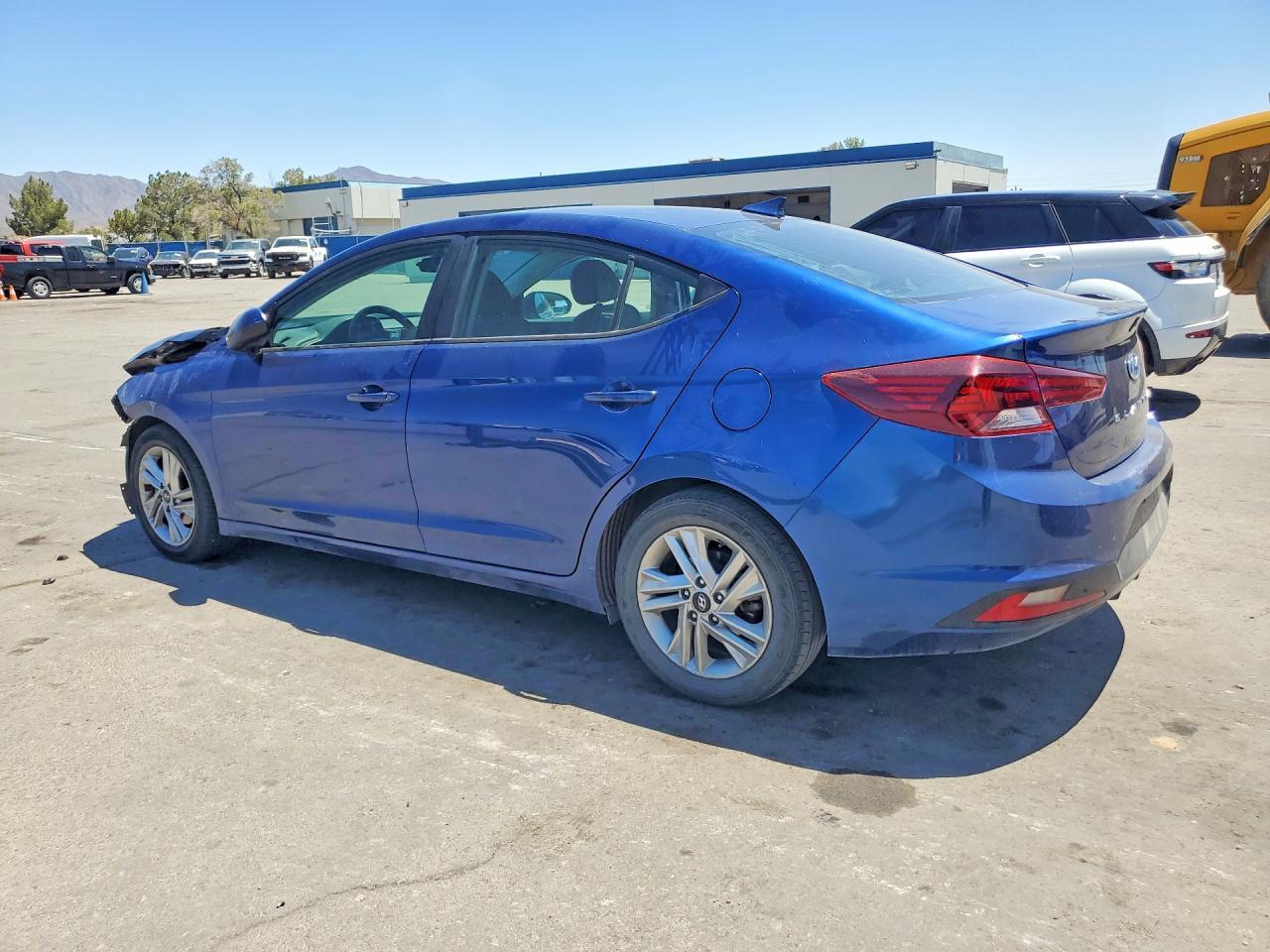 2020 Hyundai Elantra Sel - Фото 2