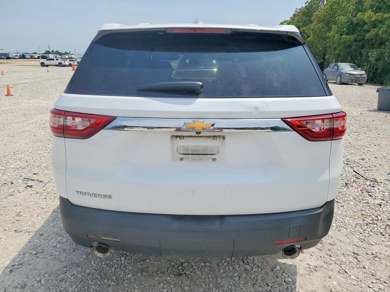 2019 Chevrolet Traverse Ls - Фото 6