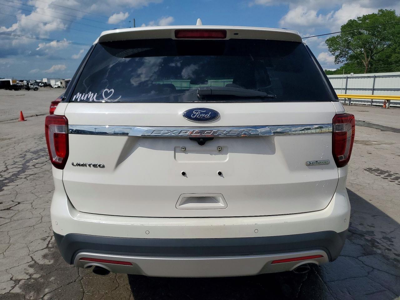 2017 Ford Explorer Limited - Image 6