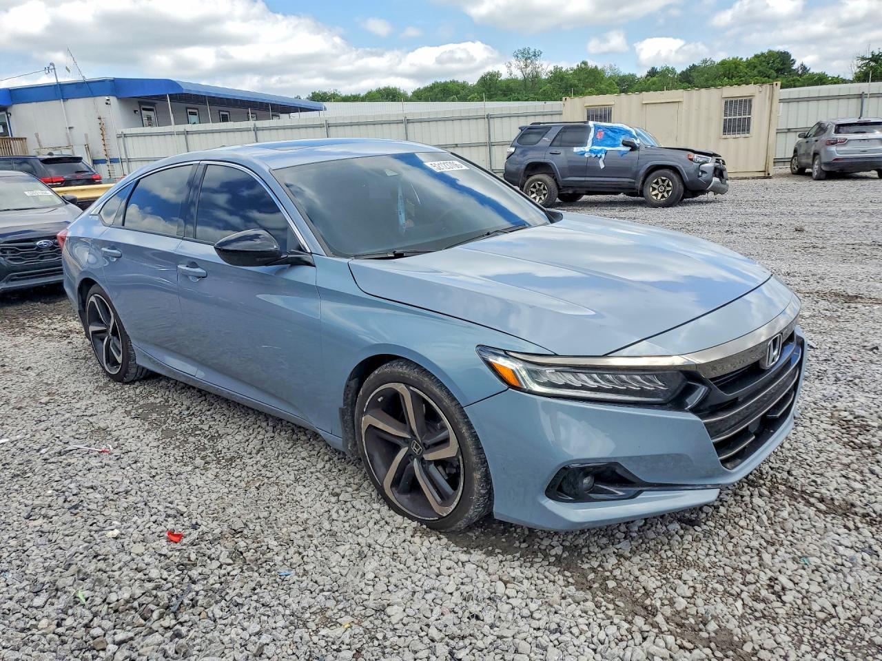 2022 Honda Accord Sport - Image 4