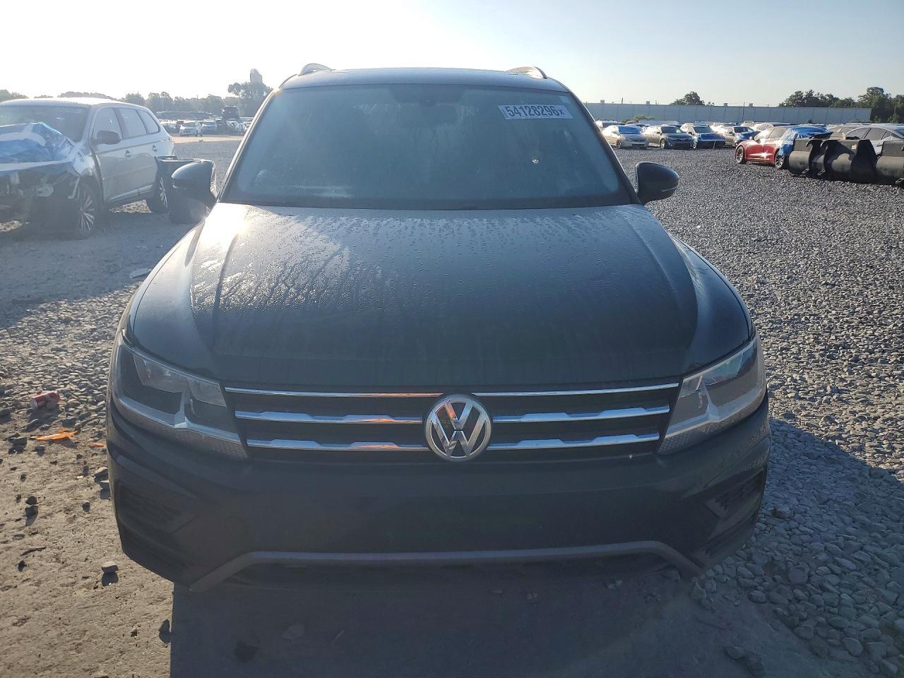 2019 Volkswagen Tiguan Se - Image 5