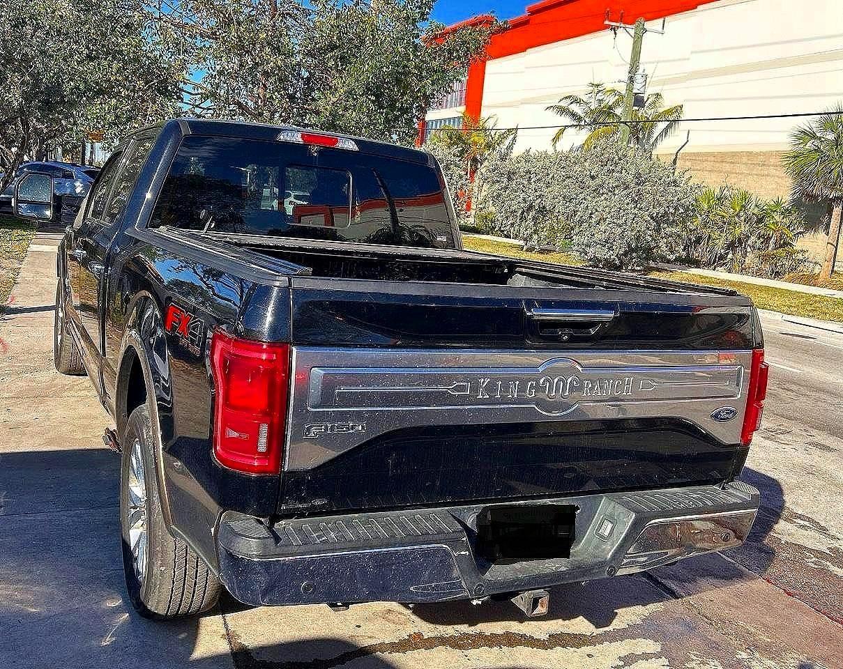 2015 Ford F150 Supercrew - Фото 3