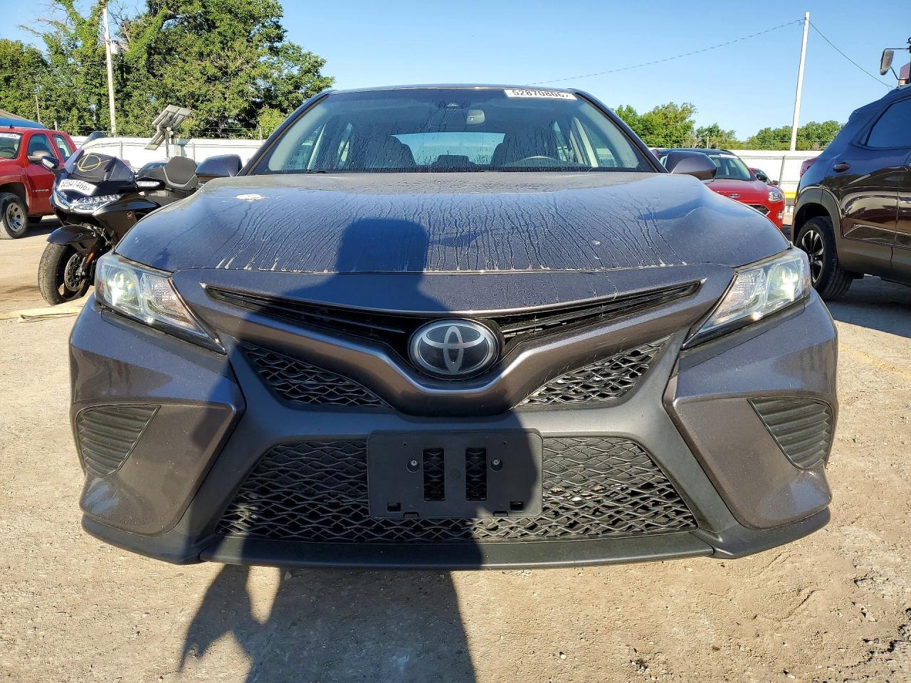 2018 Toyota Camry Se - Фото 5