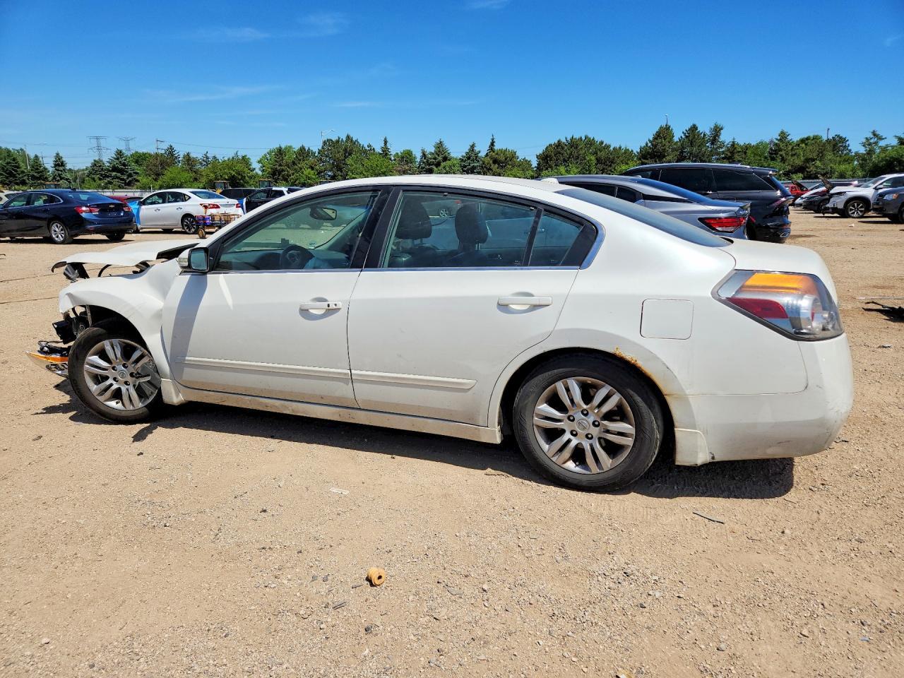 2012 Nissan Altima 2.5 - Фото 2