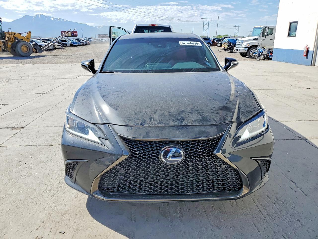 2022 Lexus Es 250 F Sport - Image 5
