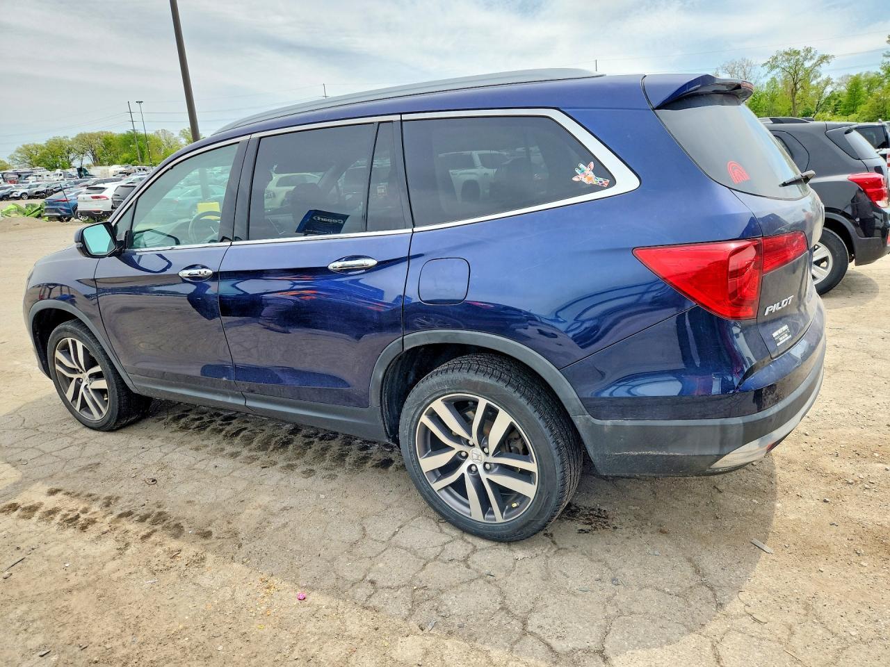 2016 Honda Pilot Touring - Фото 2