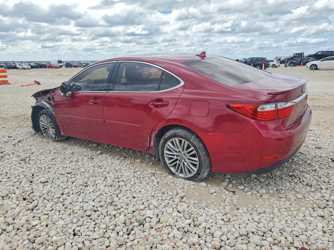 2014 Lexus Es 350 - Image 2