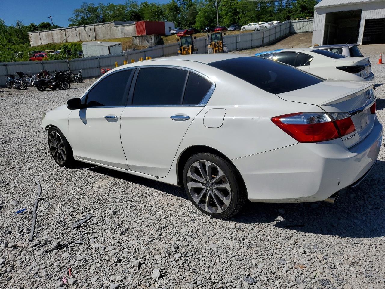 2015 Honda Accord Sport - Фото 2