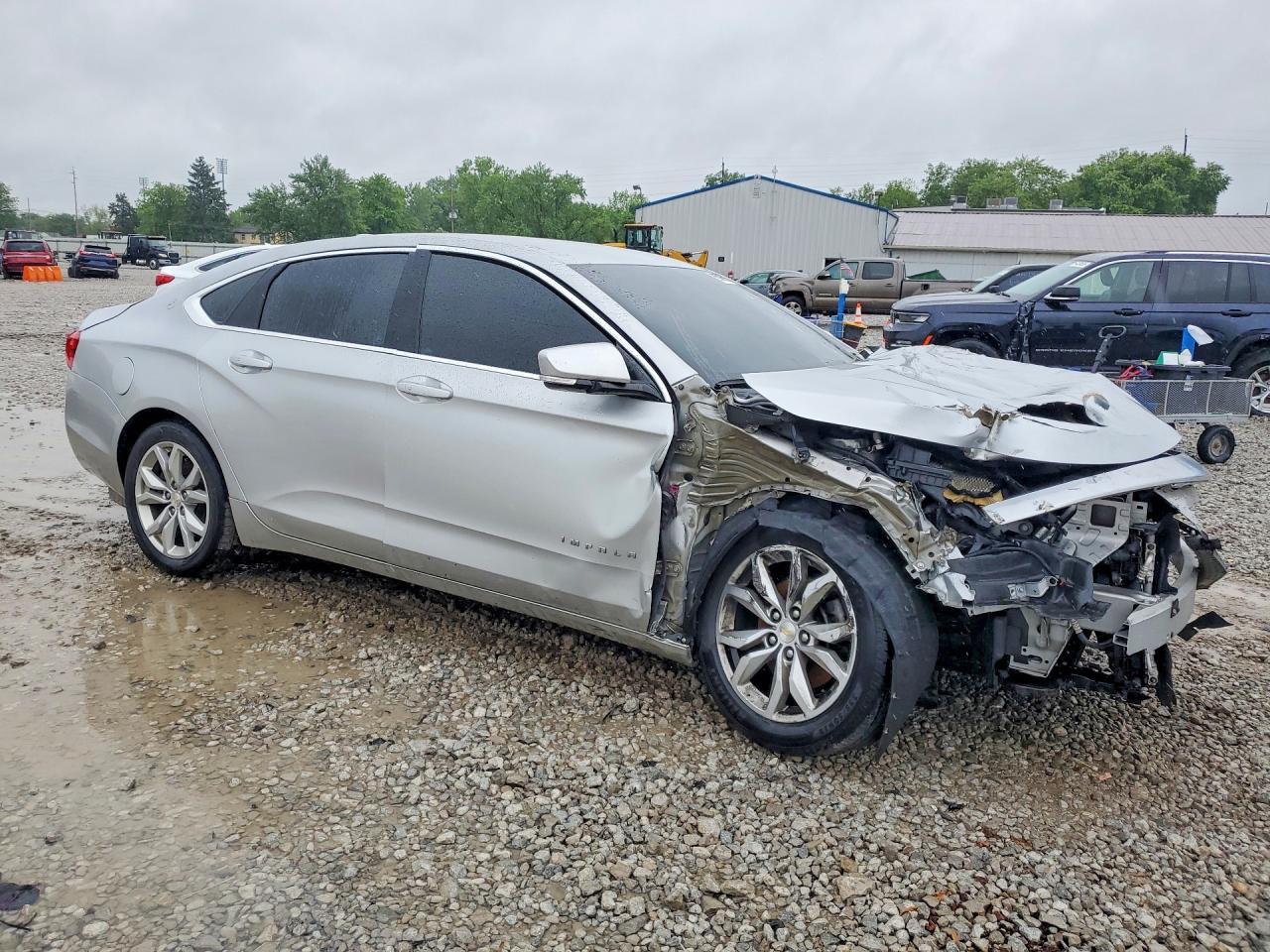 2018 Chevrolet Impala Lt - Image 4