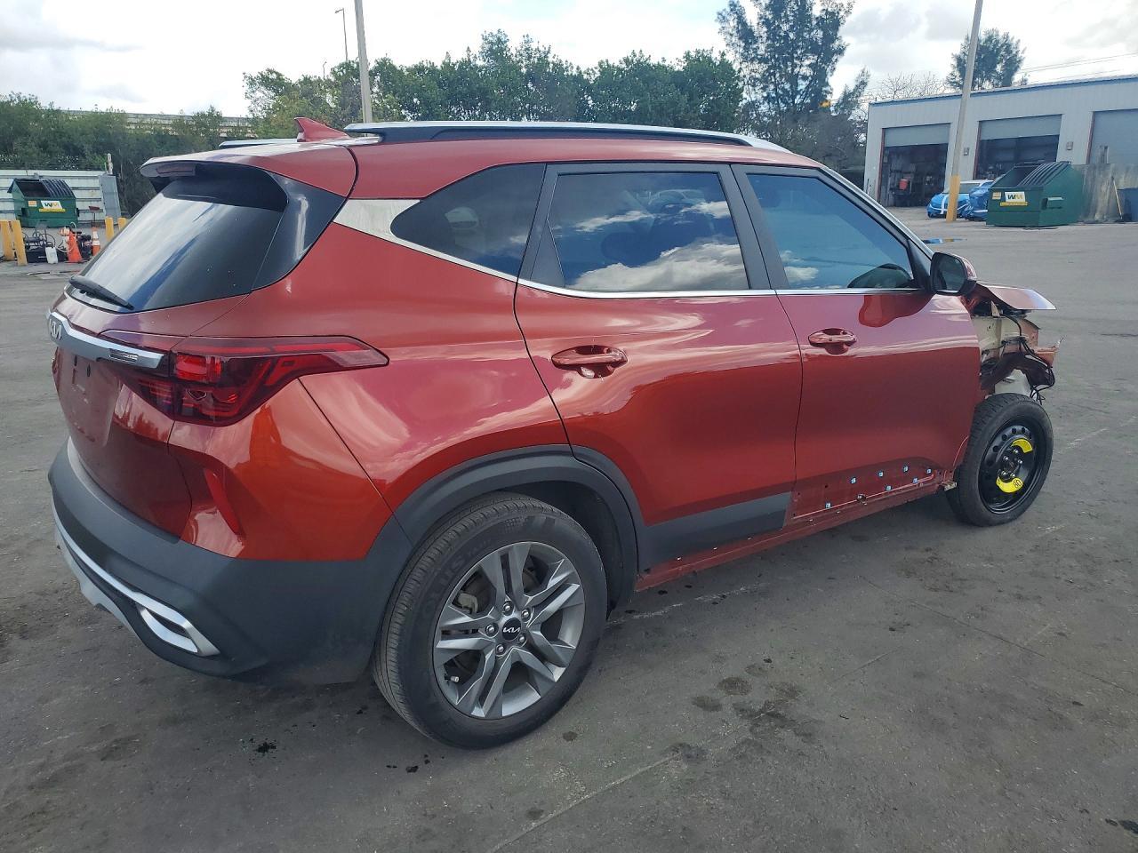 2023 Kia Seltos S - Image 3
