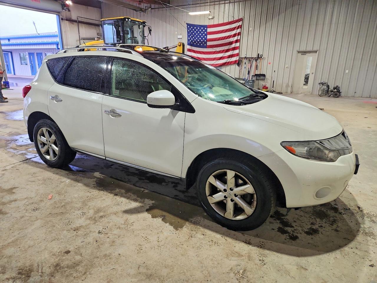 2010 Nissan Murano S - Фото 4