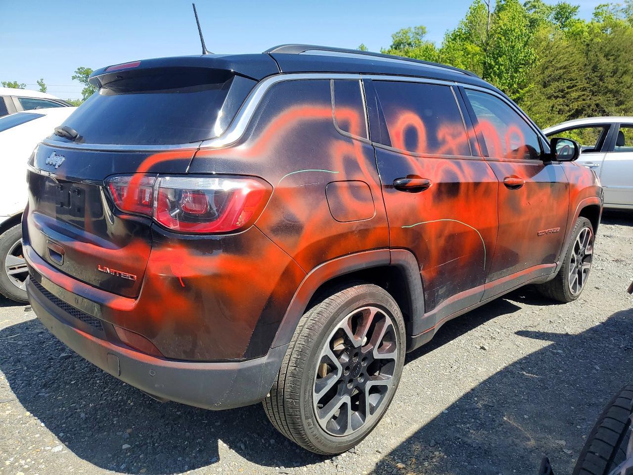 2018 Jeep Compass Limited - Image 3