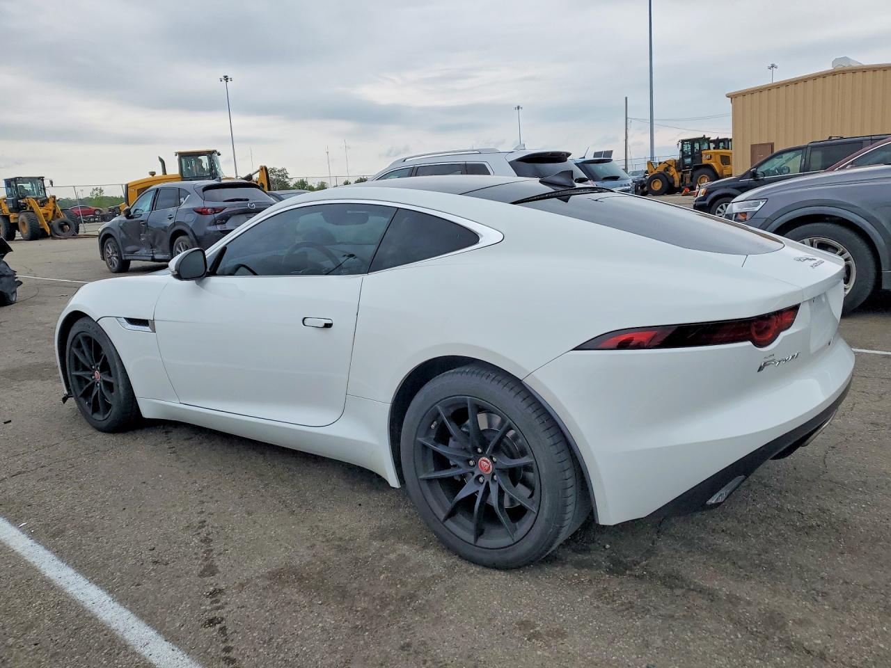 2018 Jaguar F-Type - Фото 2