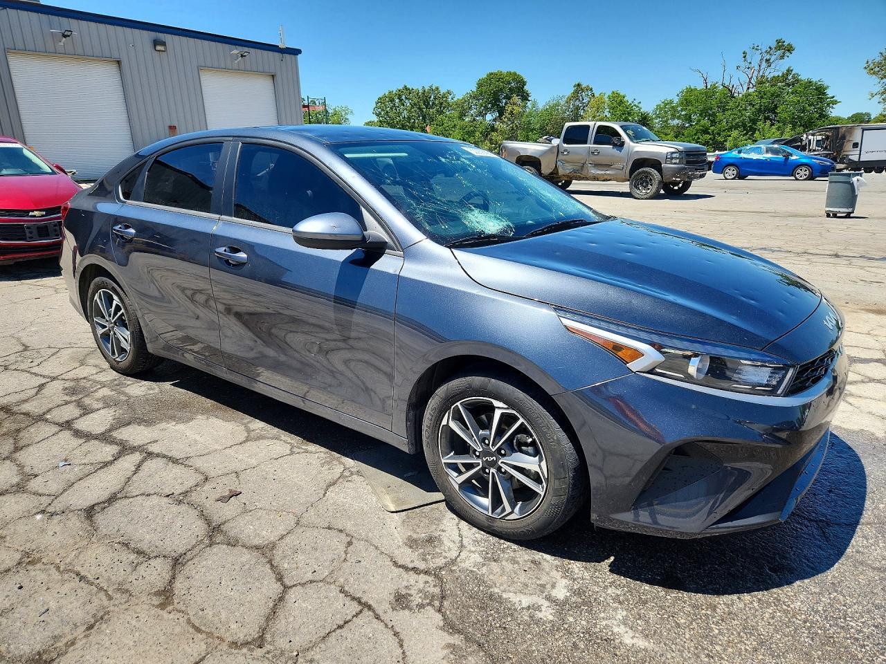 2024 Kia Forte Lxs - Фото 4