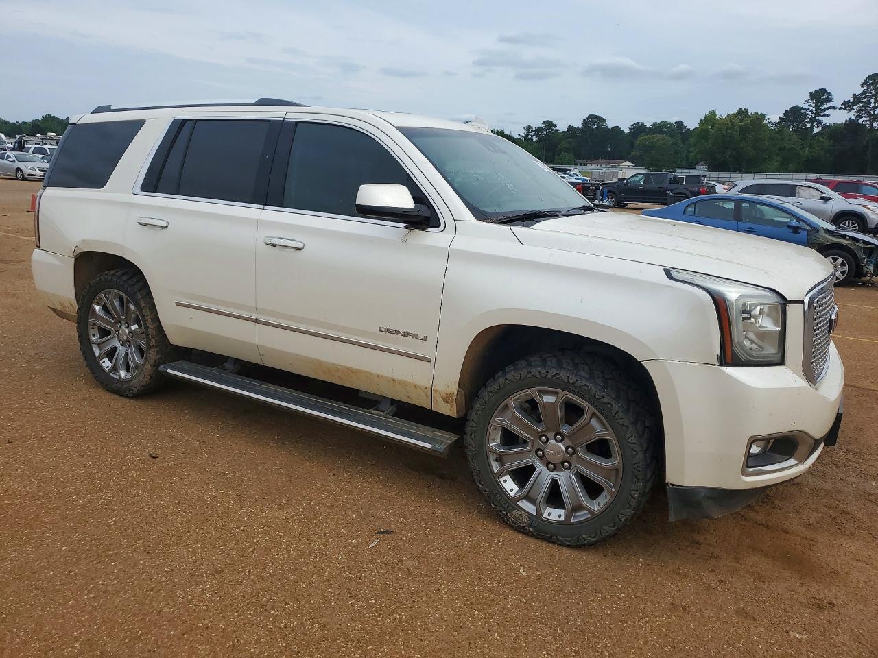 2015 GMC Yukon Denali - Фото 4