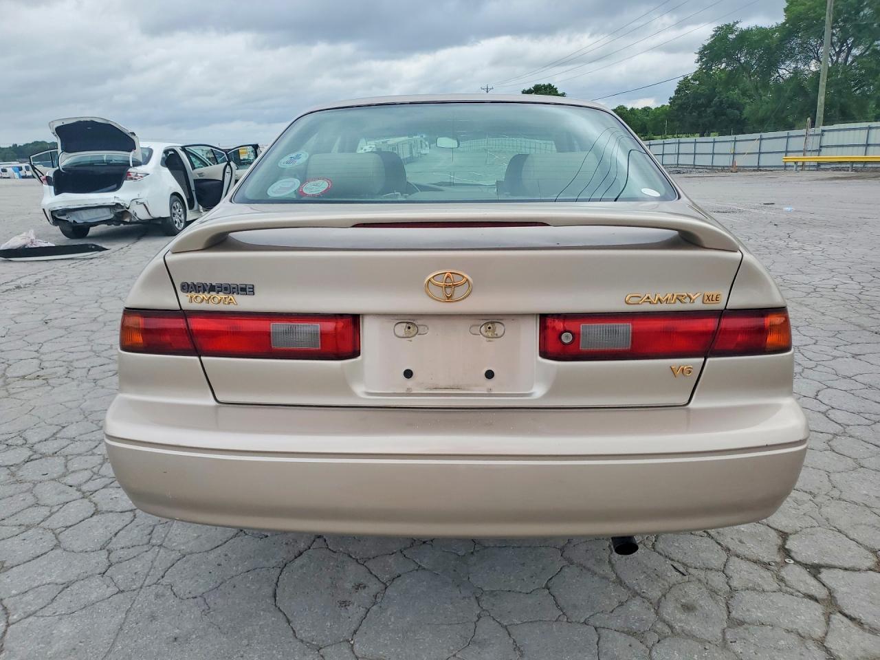 1998 Toyota Camry Xle V6 - Фото 6