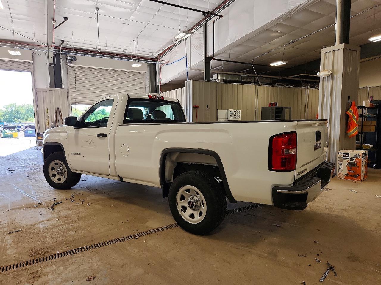 2016 GMC Sierra - Фото 2