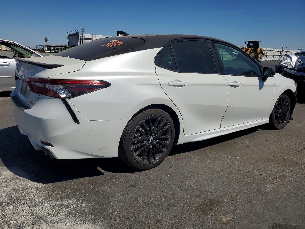 2024 Toyota Camry Xse - Image 3