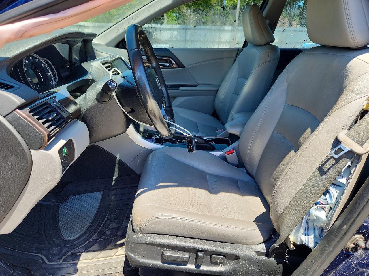 2017 Honda Accord 4D Ex - Фото 7