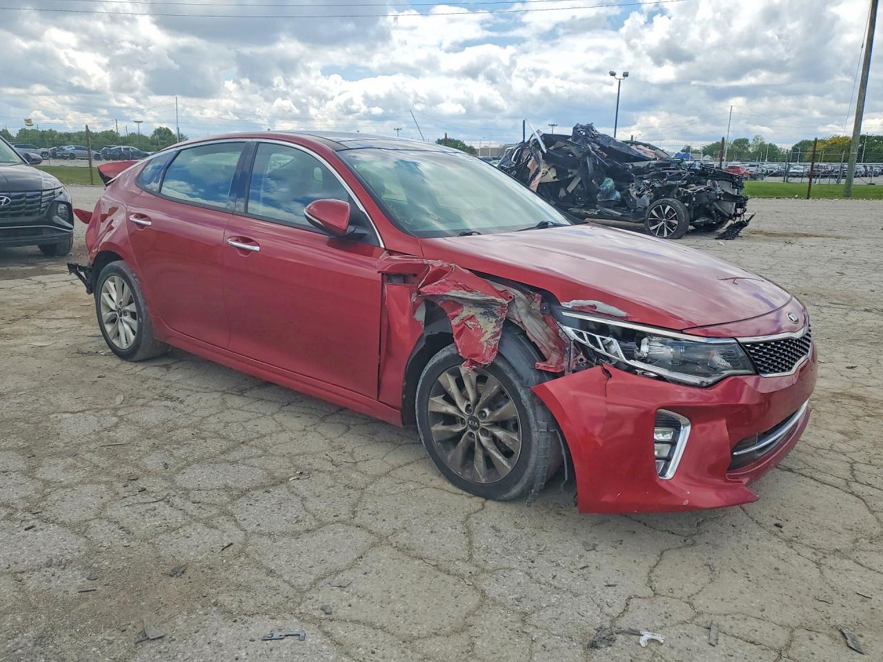 2018 Kia Optima S - Image 4