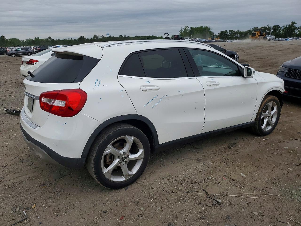 2020 Mercedes-Benz Gla 250 - Image 3