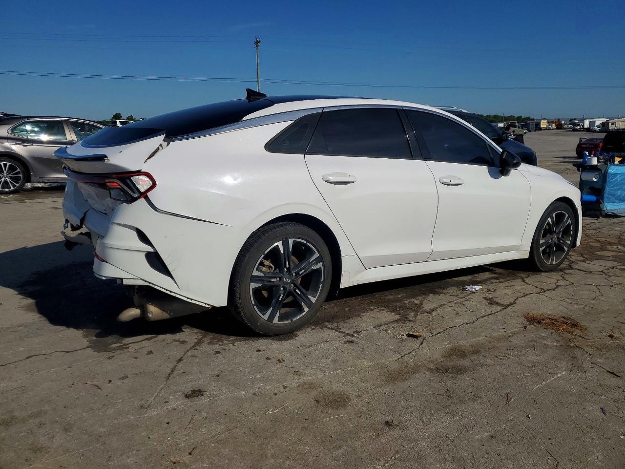 2021 Kia K5 Gt Line - Фото 3