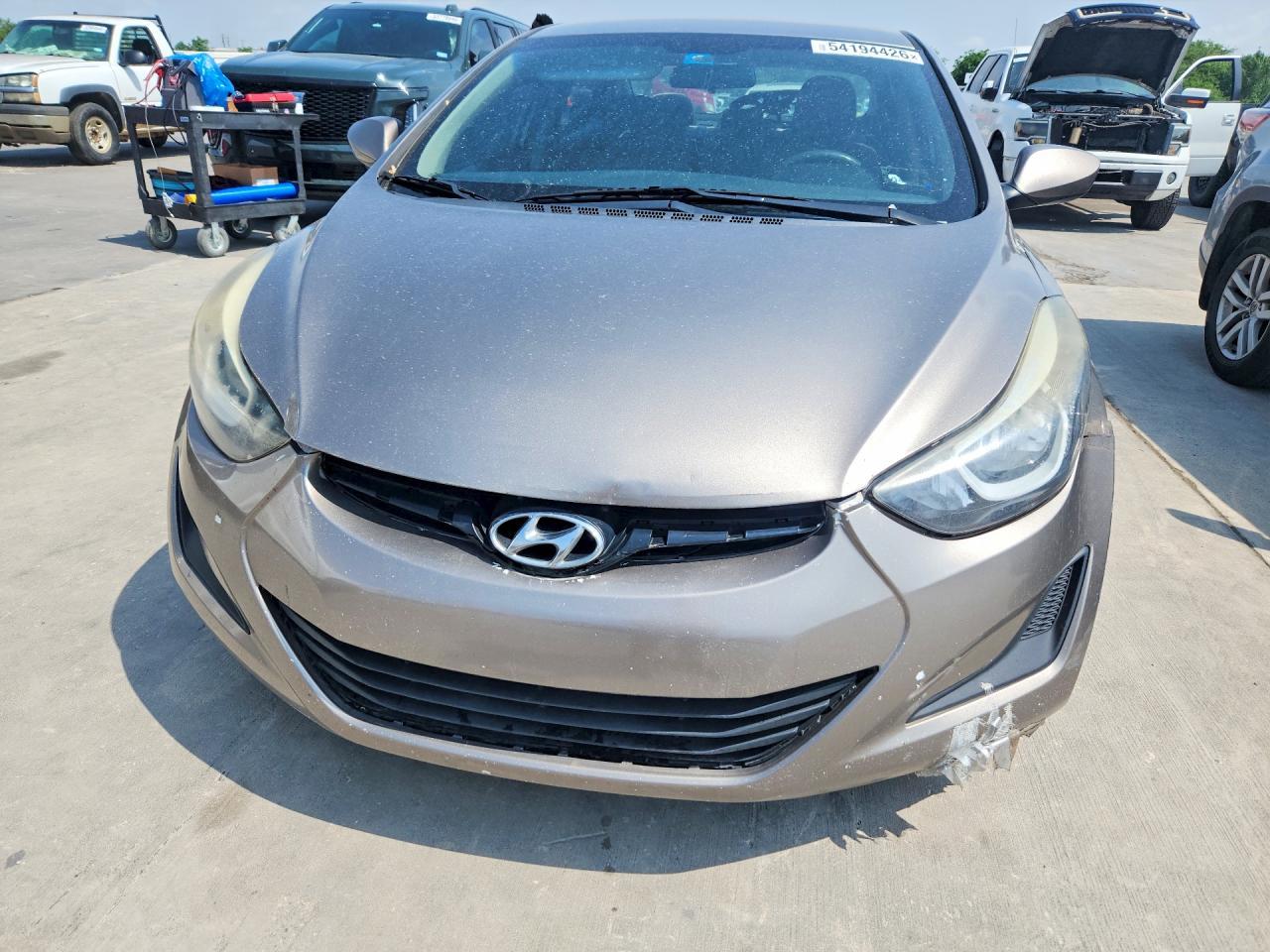 2016 Hyundai Elantra Se - Image 5